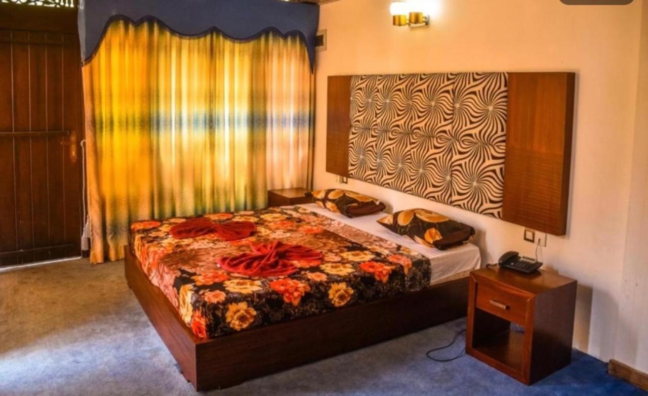 River View Banquet & Resort Ваддува Екстер'єр фото